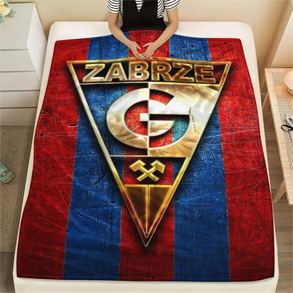 1PC ZABRZE G Print Flannel Blanket, High quality Comfortable for All Seasons, Home Decor, Warmth and Comfort, Perfect for Christmas Gifts254 150cm x 200cm
1PC ZABRZE G Print Flannel Blanket, High quality Comfortable for All Seasons, Home Decor, Warmth and Comfort, Perfect for Christmas Gifts254 150cm x 200cm