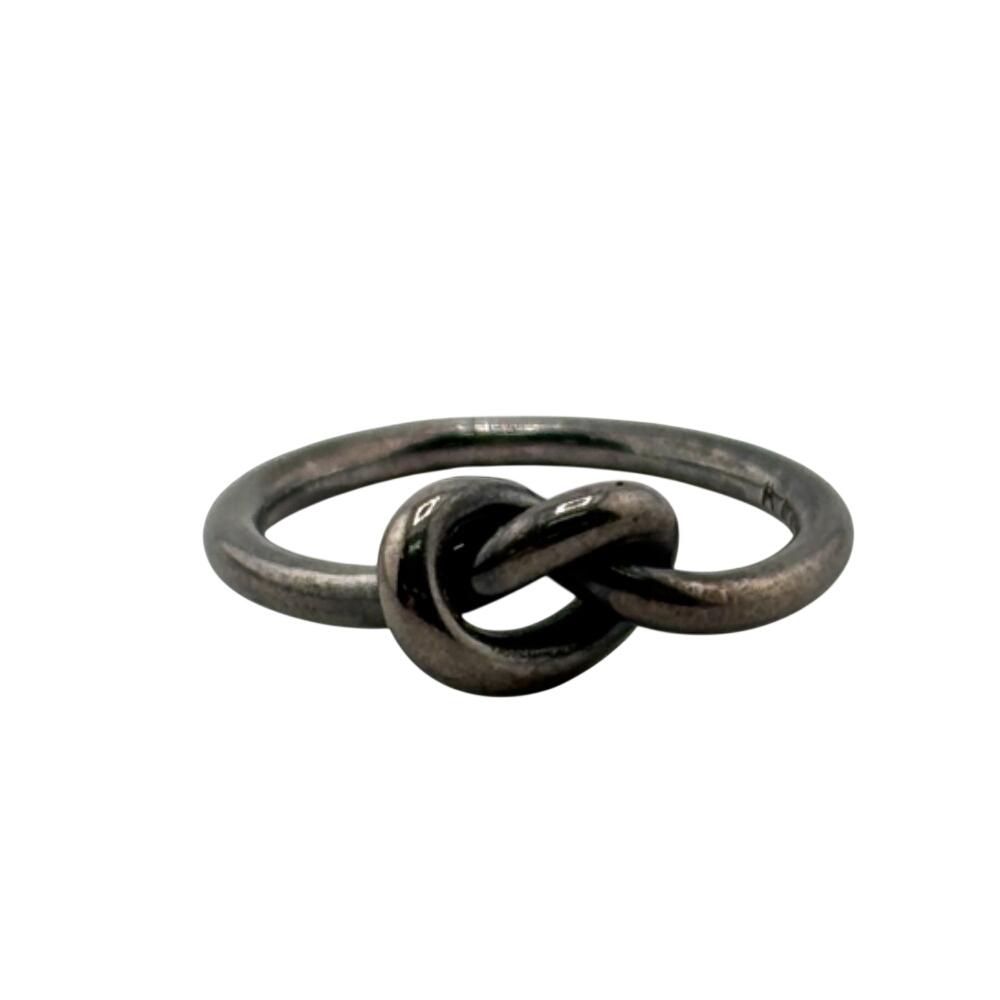 Georg Jensen A44B Срібло925 Кільце Вузол Кохання Срібло Срібло925 Жіноче Вживане
Georg Jensen A44B Срібло925 Кільце Вузол Кохання Срібло Срібло925 Жіноче Вживане