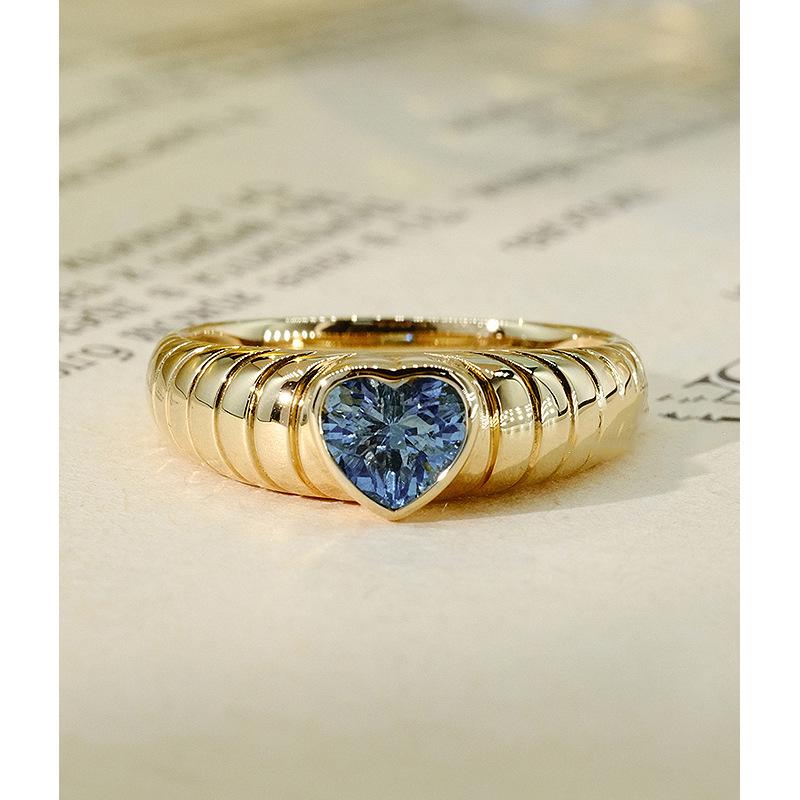 Luoxi Temple 925 Silver Ring with Heart-shaped Aquamarine and Diamond - Luxurious European & American INS Style Size 8 красный
Luoxi Temple 925 Silver Ring with Heart-shaped Aquamarine and Diamond - Luxurious European & American INS Style Size 8 красный