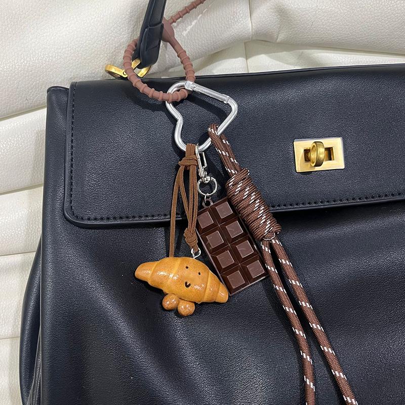 Trendy Y2K Baseball Keychain Nylon Woven Rope Pendant DIY Heart Design Handmade Women s Accessory for Bags Phones Gift
Trendy Y2K Baseball Keychain Nylon Woven Rope Pendant DIY Heart Design Handmade Women s Accessory for Bags Phones Gift