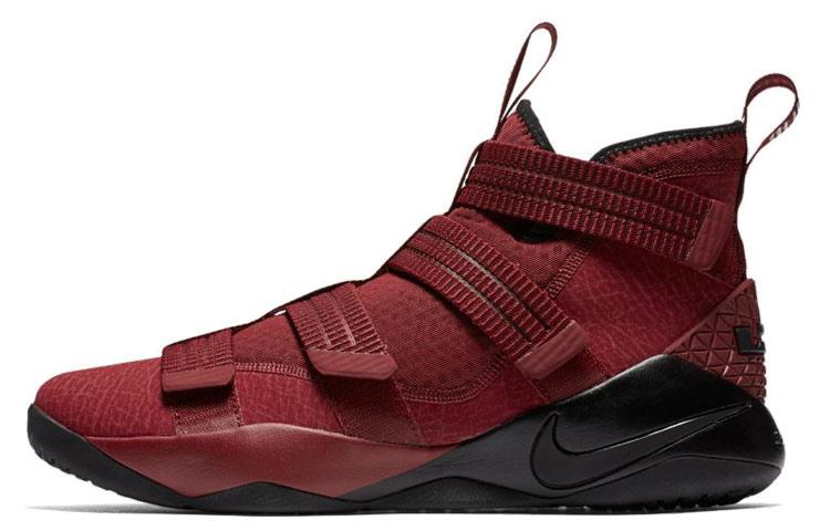 Nike LeBron Zoom Soldier 11 Бордовий 897646-600 42
Nike LeBron Zoom Soldier 11 Бордовий 897646-600 42