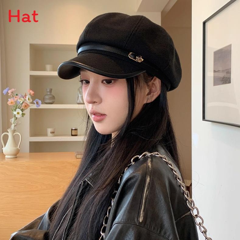 Vintage Japanese Black Beret Hat For Women With Satin Knit Texture And Casual Style
Vintage Japanese Black Beret Hat For Women With Satin Knit Texture And Casual Style