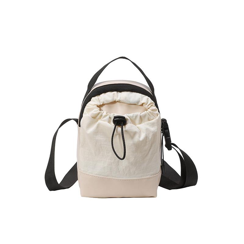 Spring And Summer High-End Messenger Small Bag Women S Light Fashion Casual Versatile Drawstring Mobile Phone Bag белый
Spring And Summer High-End Messenger Small Bag Women S Light Fashion Casual Versatile Drawstring Mobile Phone Bag белый