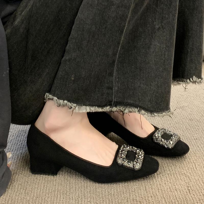 Elegant Soft Leather High Heel Mom Shoes Black French Open Toe Single Shoes Professional Square Head Rhinestone Inserted 35
Elegant Soft Leather High Heel Mom Shoes Black French Open Toe Single Shoes Professional Square Head Rhinestone Inserted 35