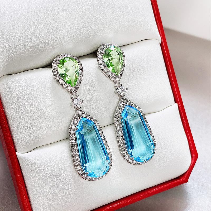CAOSHI Aesthetic Female Dangle Earrings with Bright Crystal Zirconia Luxury Party Accessories Trendy Fashion Women Zircon Gift
CAOSHI Aesthetic Female Dangle Earrings with Bright Crystal Zirconia Luxury Party Accessories Trendy Fashion Women Zircon Gift
