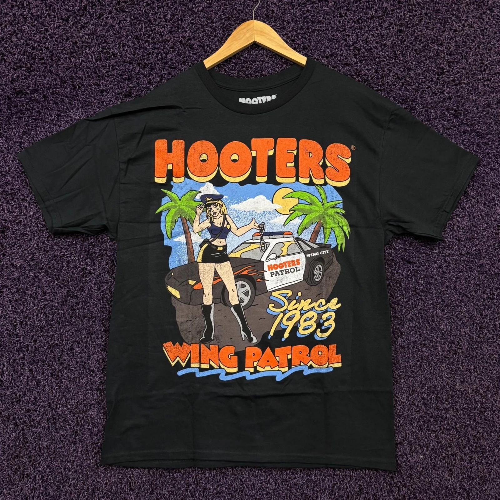 Hooters Wing Patrol since 1983 T-Shirt Size Large S
Hooters Wing Patrol since 1983 T-Shirt Size Large S
