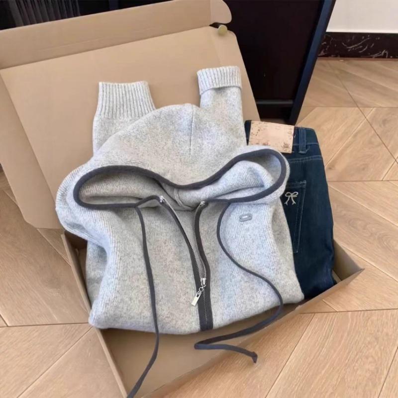 Double Zipper Apricot Hooded Knitted Cardigan Sweater Jacket for Women Autumn and Winter New Style Lazy Loose Top Onesize сірий
Double Zipper Apricot Hooded Knitted Cardigan Sweater Jacket for Women Autumn and Winter New Style Lazy Loose Top Onesize сірий