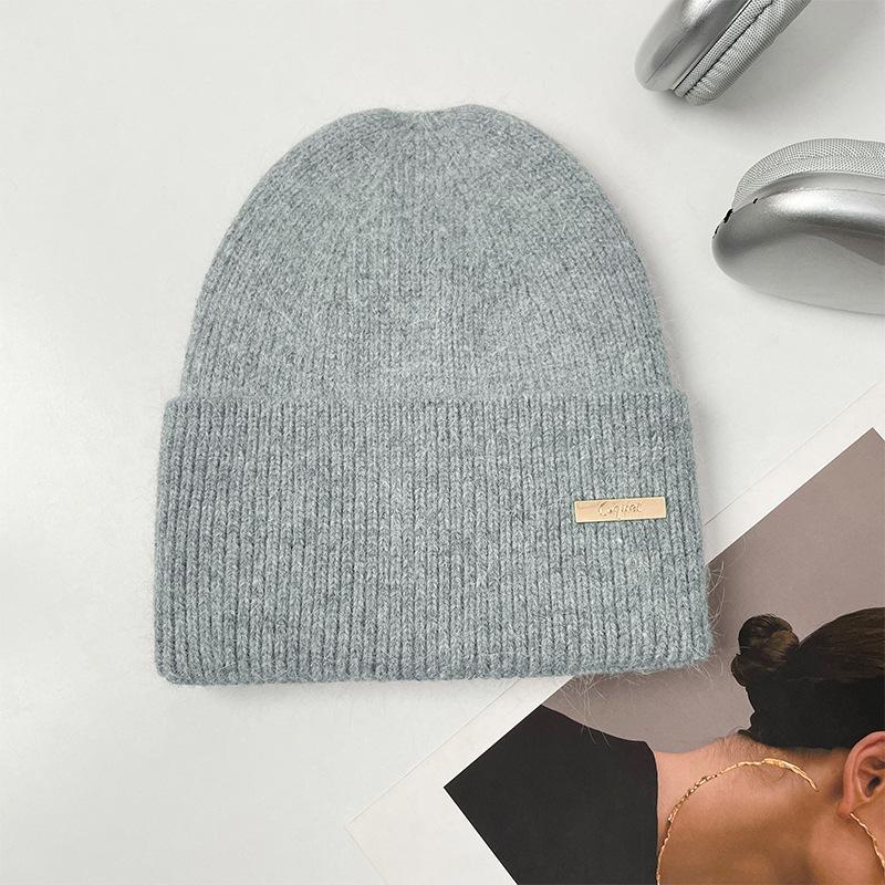 Rabbit hair knitted hat children show their faces in winter, small ear protectors, wool hats, fleece warm and cold-proof ear protectors, pullover hats average size
Rabbit hair knitted hat children show their faces in winter, small ear protectors, wool hats, fleece warm and cold-proof ear protectors, pullover hats average size