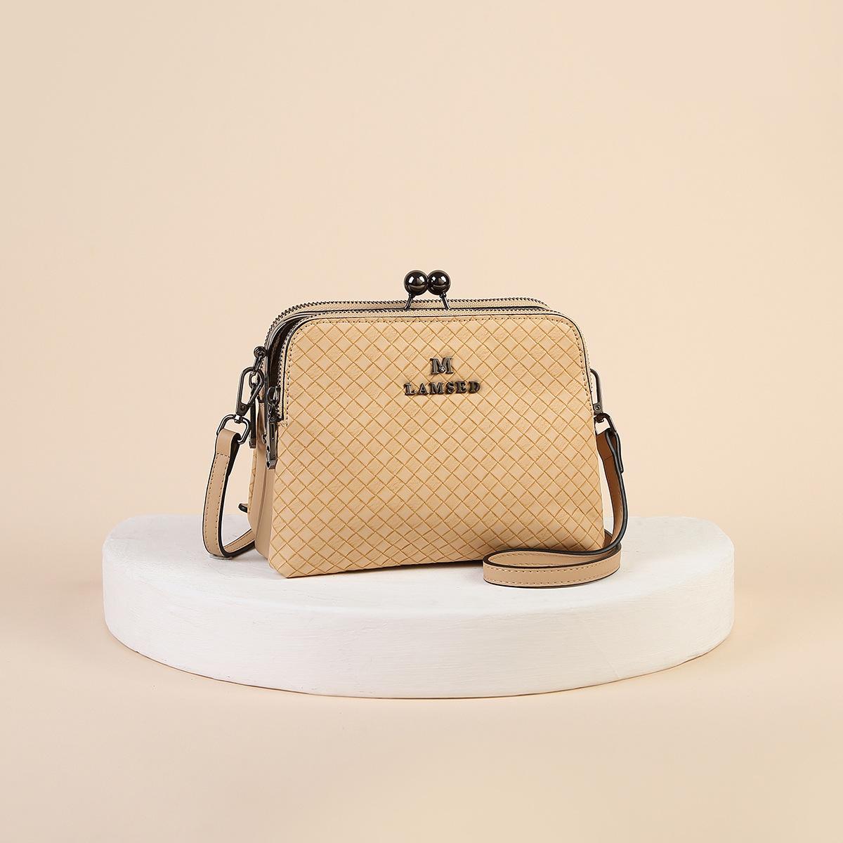 Mini New Woven Pattern Clutch Bag European and American Fashion Trendy Shoulder Bag Manufacturer In Stock One Piece Dropshipping хакі
Mini New Woven Pattern Clutch Bag European and American Fashion Trendy Shoulder Bag Manufacturer In Stock One Piece Dropshipping хакі