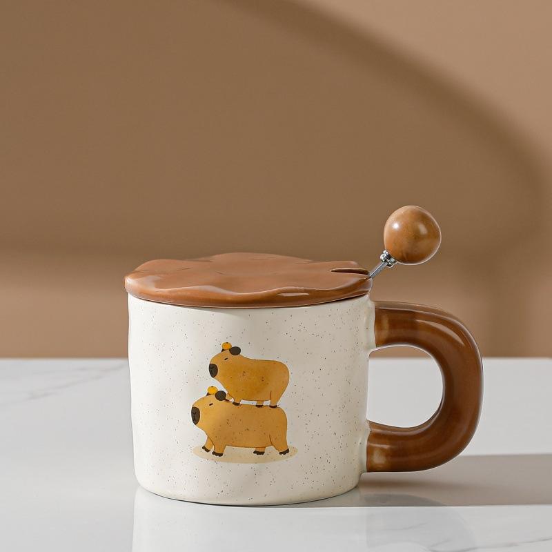 Мила чашка з тваринами Капібара Керамічна чашка Домашній офіс Чашка для пиття Horsepibala Чашка для води з кришкою Ложка 301-400ml
Мила чашка з тваринами Капібара Керамічна чашка Домашній офіс Чашка для пиття Horsepibala Чашка для води з кришкою Ложка 301-400ml