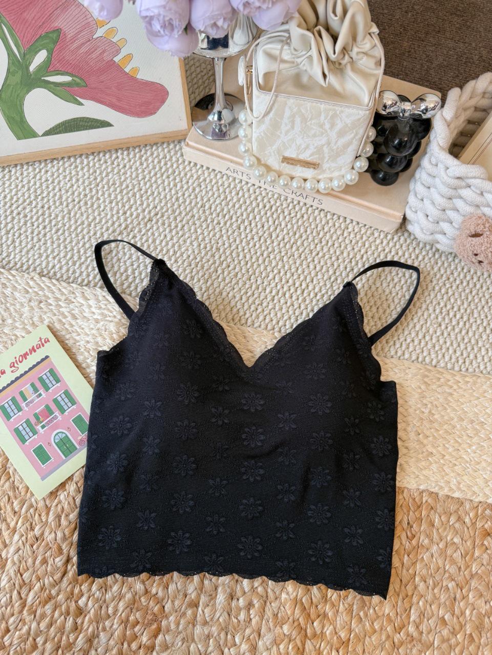 Seamless Lace Camisole with Fixed Cup and Beautiful Back Design One Size
Seamless Lace Camisole with Fixed Cup and Beautiful Back Design One Size