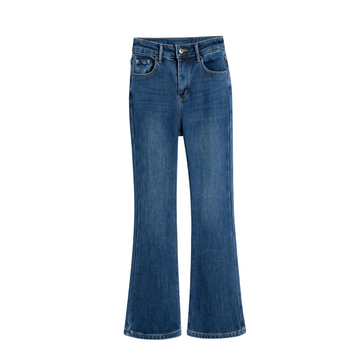 Great news for petites! Women s Retro Blue Slim-Fit High-Waisted Cropped Micro-Flare Jeans 502 28
Great news for petites! Women s Retro Blue Slim-Fit High-Waisted Cropped Micro-Flare Jeans 502 28