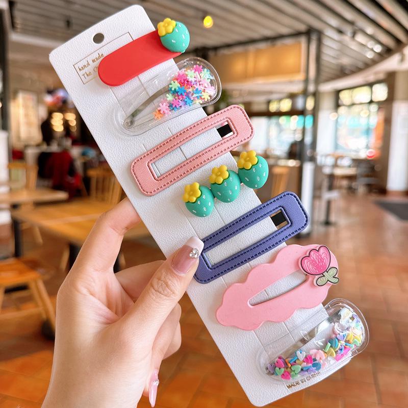 Красочные мультяшные заколки для волос BB в корейском стиле для девочек и младенцев
Красочные мультяшные заколки для волос BB в корейском стиле для девочек и младенцев