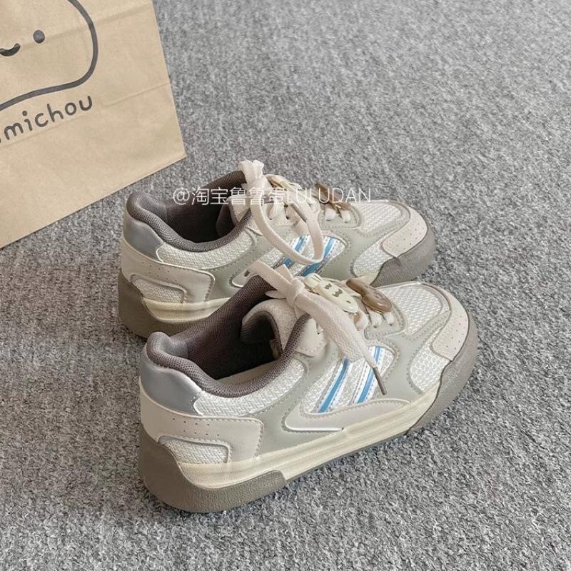Mesh breathable thick-soled white shoes women s summer board shoes versatile casual shoes 35
Mesh breathable thick-soled white shoes women s summer board shoes versatile casual shoes 35
