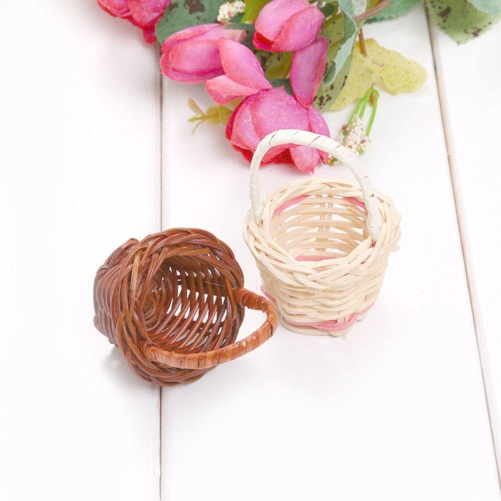Handheld Furniture Decor Photography Props Woven Basket Office Ornaments Flower Basket Craft
Handheld Furniture Decor Photography Props Woven Basket Office Ornaments Flower Basket Craft