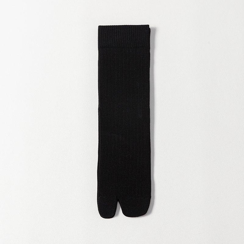Men s Black & White Mid-Calf Flip-Flop Toe Socks – Trendy Spring/Summer Sportswear One Size чёрный
Men s Black & White Mid-Calf Flip-Flop Toe Socks – Trendy Spring/Summer Sportswear One Size чёрный