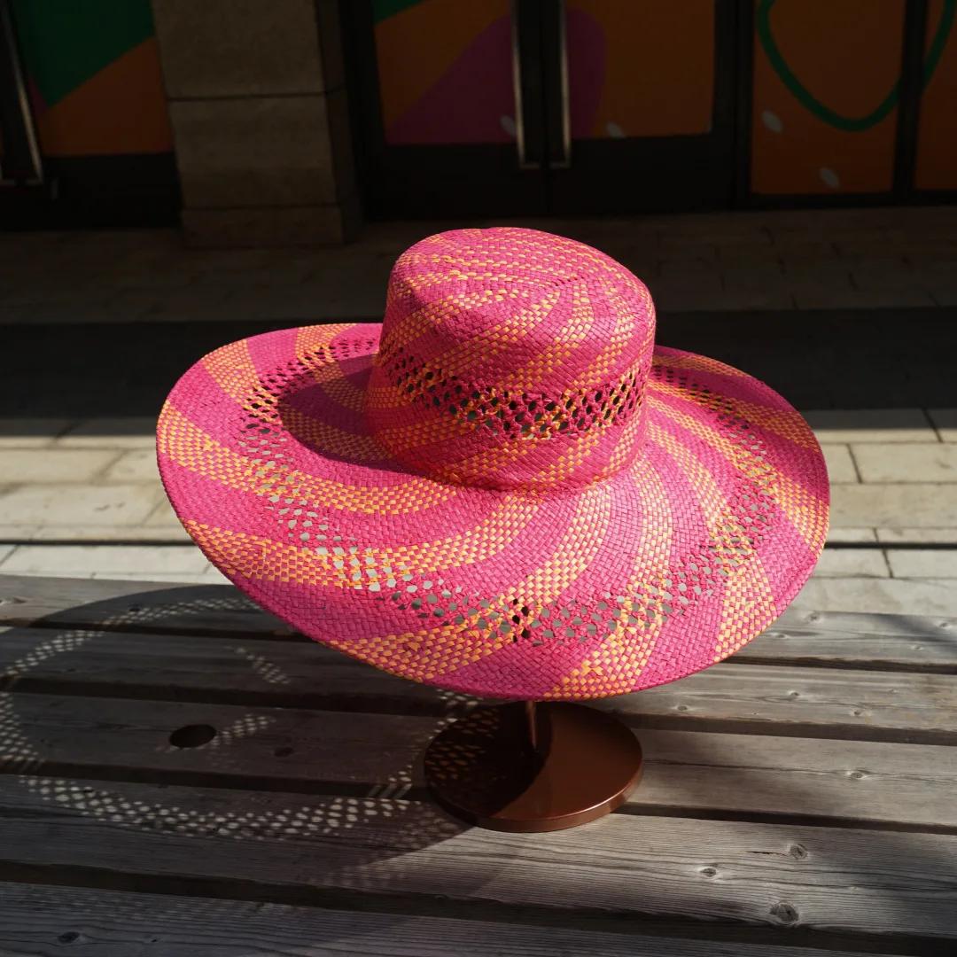 New Bright Color Patchwork Sun Hat Women Hollow Out Panama Straw Hat Wedding Fedora Cap Travel Vacation Flat Wide Brim Beach Hat
New Bright Color Patchwork Sun Hat Women Hollow Out Panama Straw Hat Wedding Fedora Cap Travel Vacation Flat Wide Brim Beach Hat