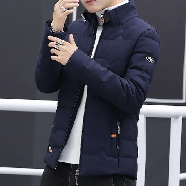 Нове зимове пальто для чоловіків ущільненої повсякденної парки Slim Fit Верхній одяг Водонепроникне тепле пальто зі стійкою коміром XXXXL
Нове зимове пальто для чоловіків ущільненої повсякденної парки Slim Fit Верхній одяг Водонепроникне тепле пальто зі стійкою коміром XXXXL