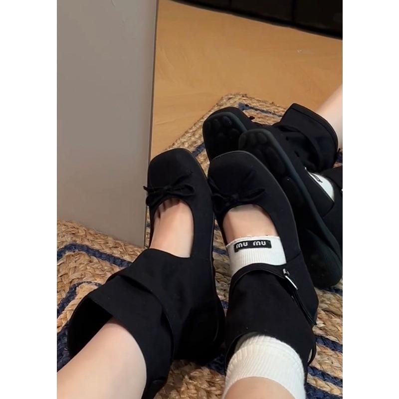 Балетные крутые ботинки женские новые летние дышащие с внутренней высотой каблука туфли Мэри Джейн повседневные универсальные короткие ботинки 40 чёрный
Балетные крутые ботинки женские новые летние дышащие с внутренней высотой каблука туфли Мэри Джейн повседневные универсальные короткие ботинки 40 чёрный