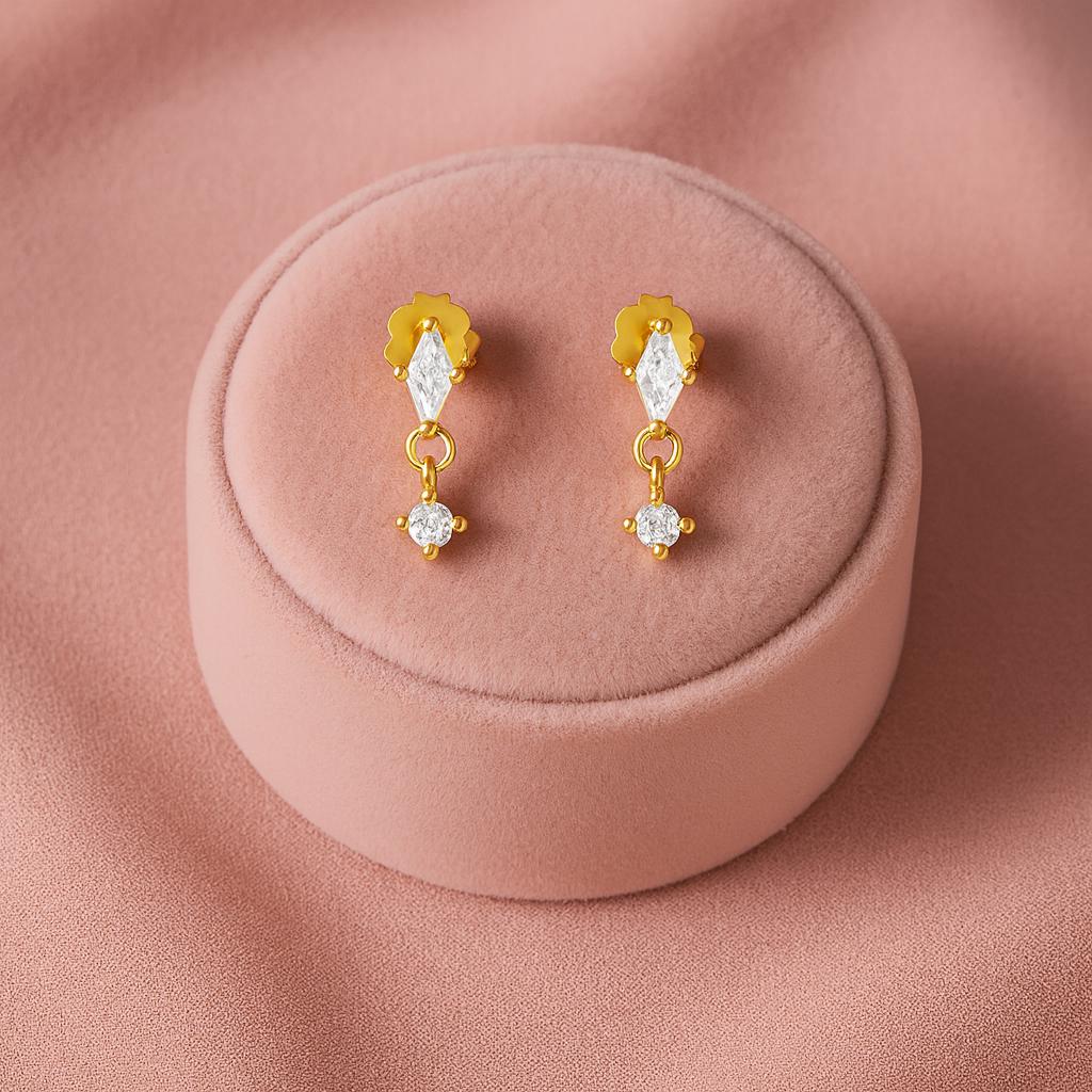 Minimal Drop Dangle Earrings - Sterling Silver Gold Plated
Minimal Drop Dangle Earrings - Sterling Silver Gold Plated