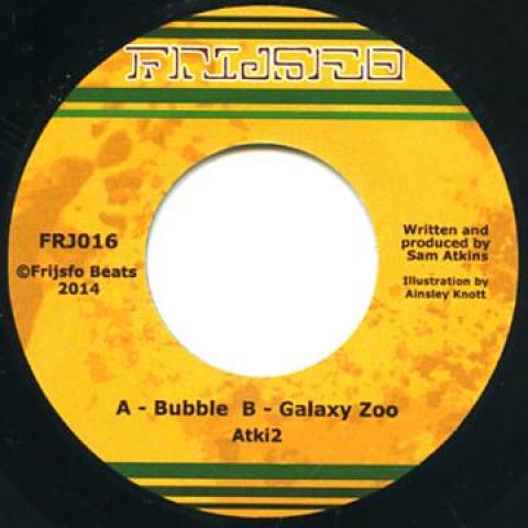 7inch Record ATKI2 - Bubble / Galaxy Zoo FRJ016 Frijsfo Beats 2014 UK Reggae, Ska & Dub
7inch Record ATKI2 - Bubble / Galaxy Zoo FRJ016 Frijsfo Beats 2014 UK Reggae, Ska & Dub