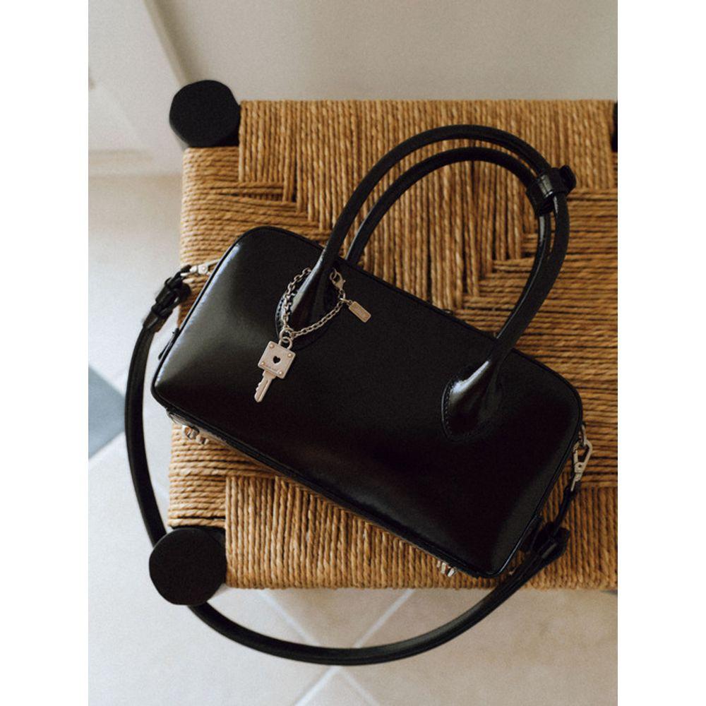 demeriel Mini Square Key Charm_2Colors Gold
demeriel Mini Square Key Charm_2Colors Gold