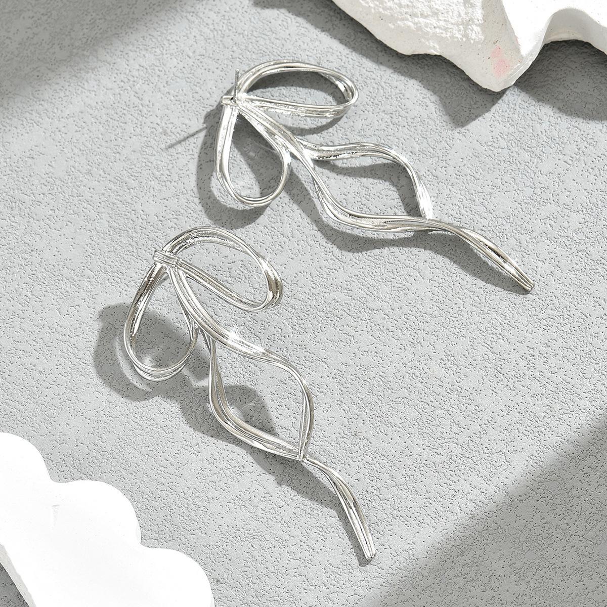 Сережки Sweet Mori Ladies College Style Earrings Bow Premium Design Earrings Універсальні
Сережки Sweet Mori Ladies College Style Earrings Bow Premium Design Earrings Універсальні