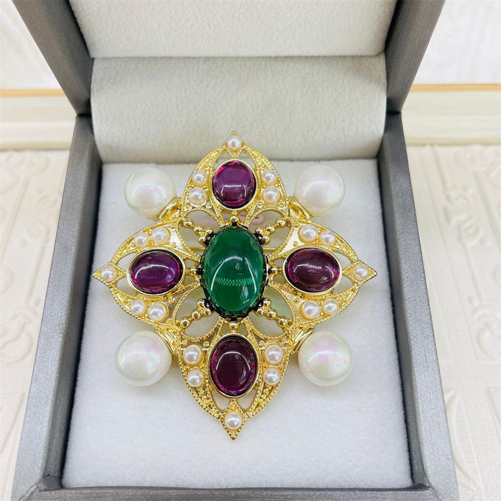 Многоцветная винтажная брошь-подвеска в виде креста из византийского стекла с искусственным жемчугом для женщин
Многоцветная винтажная брошь-подвеска в виде креста из византийского стекла с искусственным жемчугом для женщин