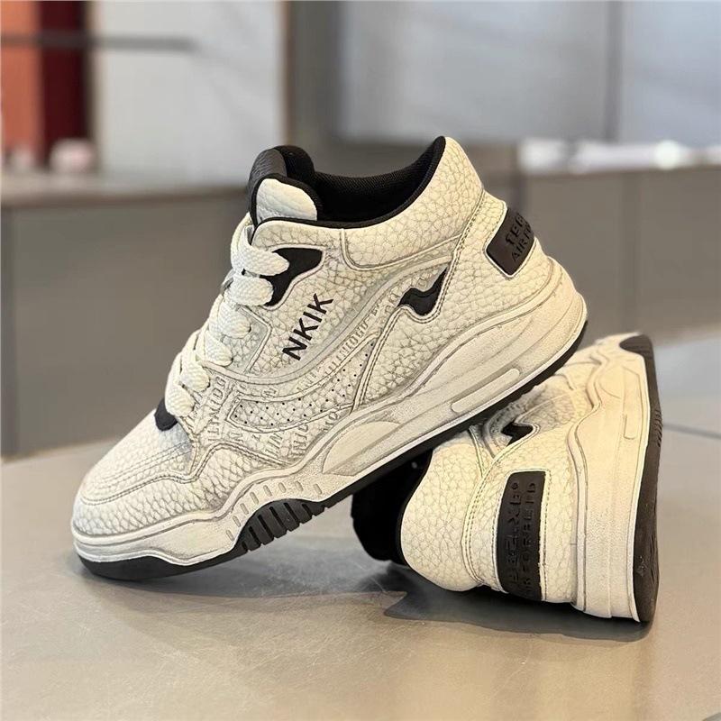 New breathable and comfortable low-top wear-resistant leather surface solid color light casual Forrest Gump shoes 38 белый
New breathable and comfortable low-top wear-resistant leather surface solid color light casual Forrest Gump shoes 38 белый