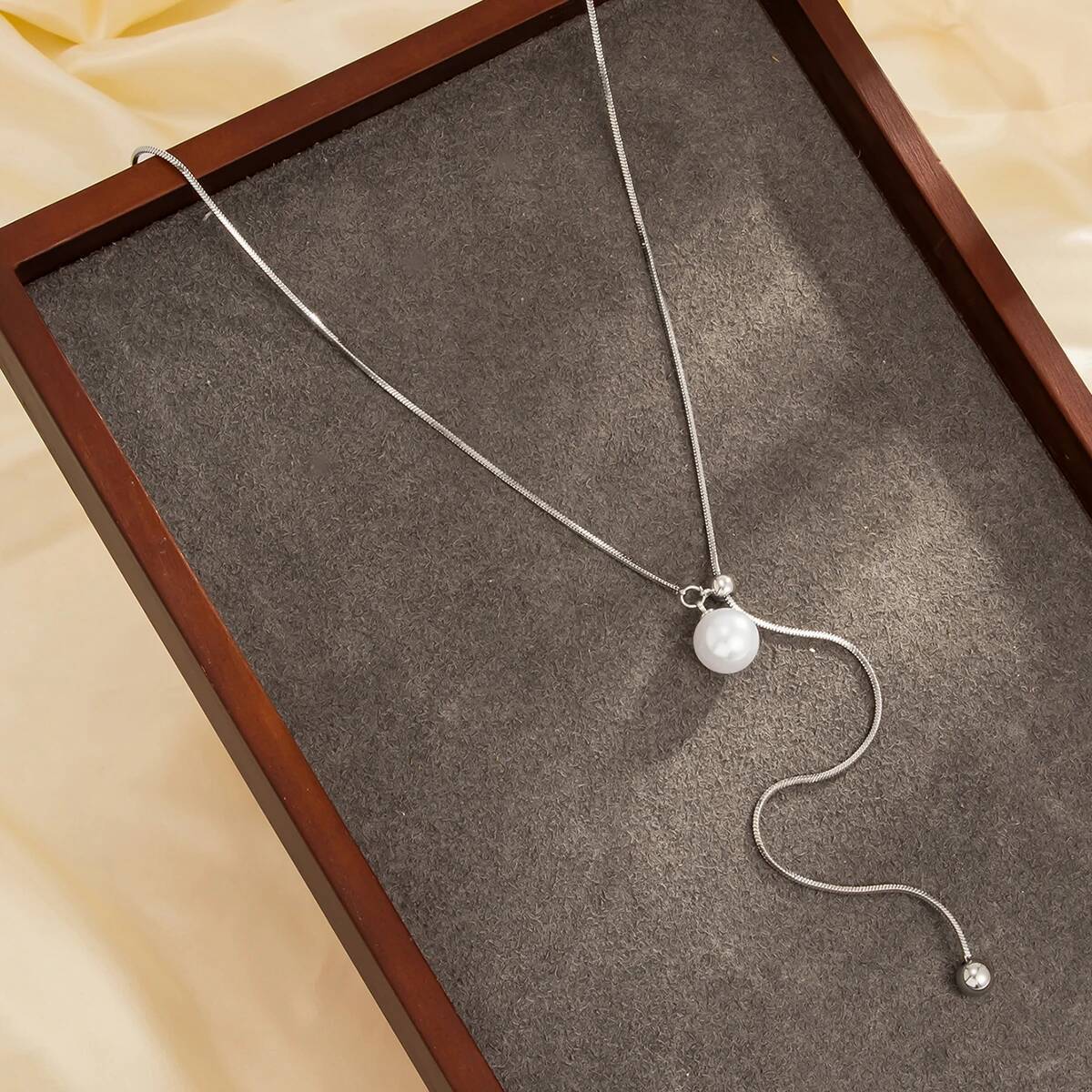 Ingemark Trending Stainless Steel Snake Chain Long Necklace For Women Elegant Imitation Pearl Pendant Necklace Neck Jewelry New
Ingemark Trending Stainless Steel Snake Chain Long Necklace For Women Elegant Imitation Pearl Pendant Necklace Neck Jewelry New