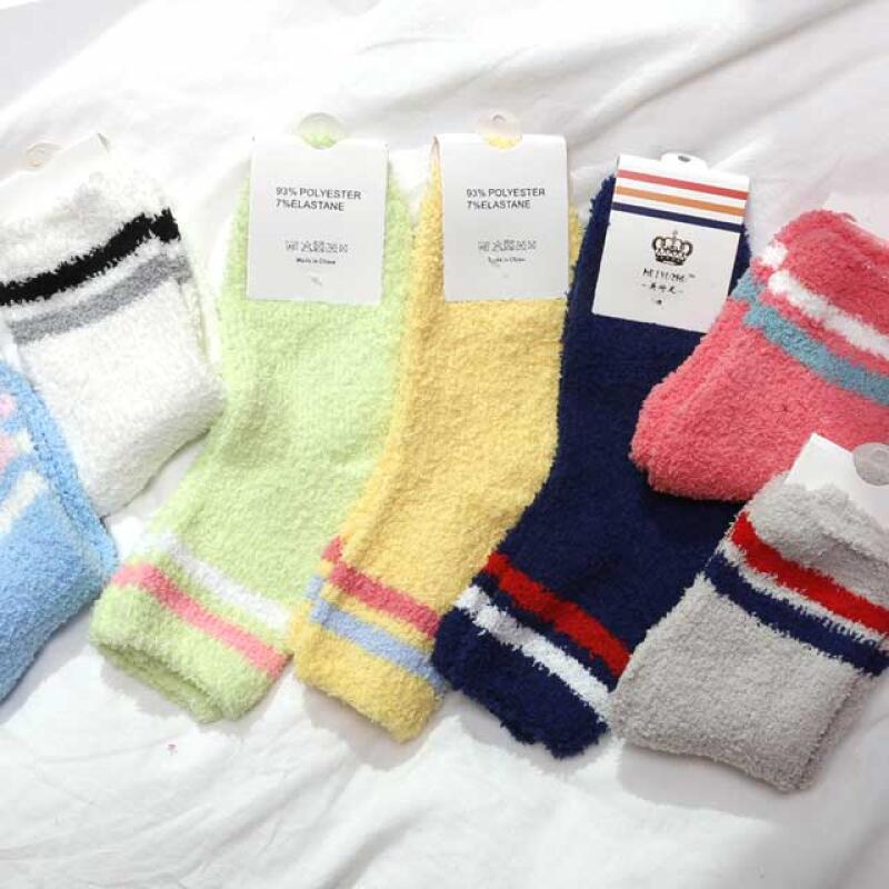 wint011_Double-lined sleeping socks Green
wint011_Double-lined sleeping socks Green