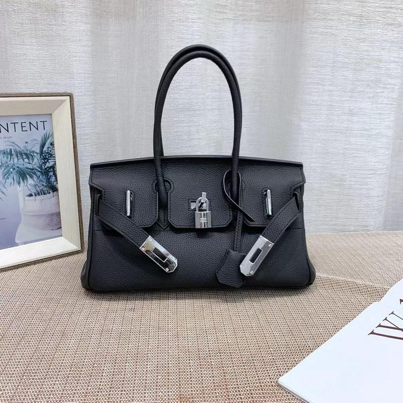 Togo Первая Коровья Кожа 30 Горизонтальная Сумка 30x12x16cm чёрный
Togo Первая Коровья Кожа 30 Горизонтальная Сумка 30x12x16cm чёрный