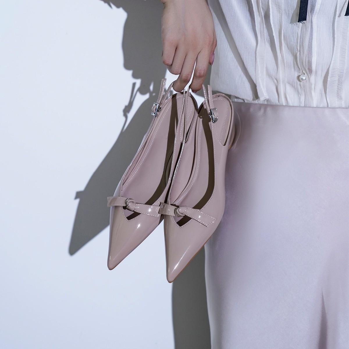 Sheepskin version~ pointed bow inner height increase French Mary Jane single shoes rear empty shallow mouth temperament bag head sandals women 35 телесный
Sheepskin version~ pointed bow inner height increase French Mary Jane single shoes rear empty shallow mouth temperament bag head sandals women 35 телесный