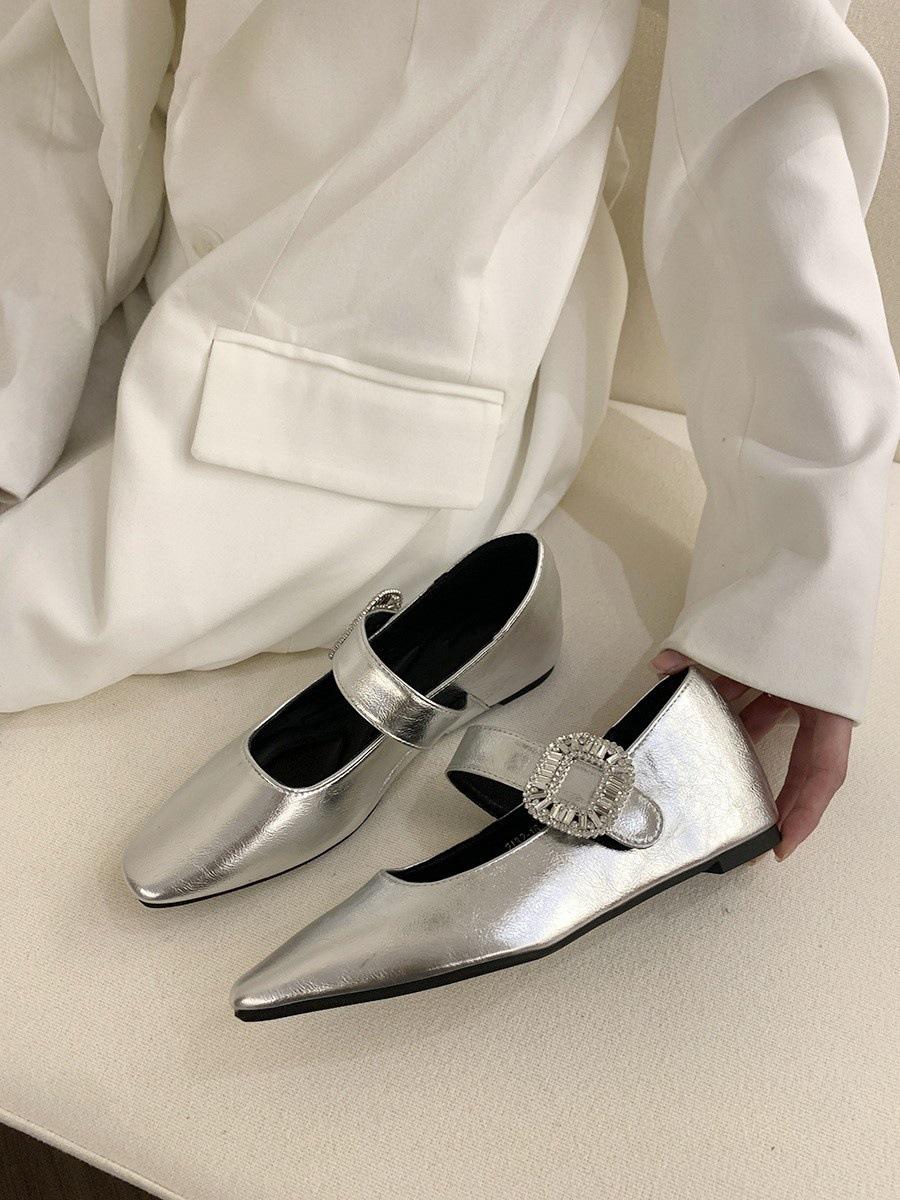 Inner heightening rhinestone silver single shoes women s retro platform velvet Mary Jane shoes 39
Inner heightening rhinestone silver single shoes women s retro platform velvet Mary Jane shoes 39