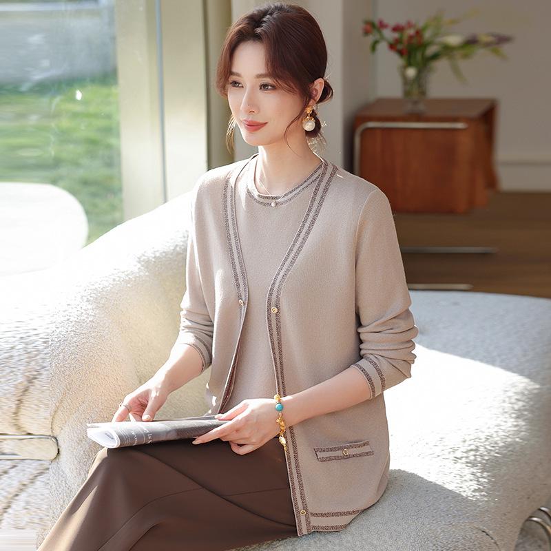 2026 Spring Women s Knit Cardigan Two-Piece Set: Stylish Thin Jacket for Middle-Aged and Elderly Women 120 бежевый
2026 Spring Women s Knit Cardigan Two-Piece Set: Stylish Thin Jacket for Middle-Aged and Elderly Women 120 бежевый