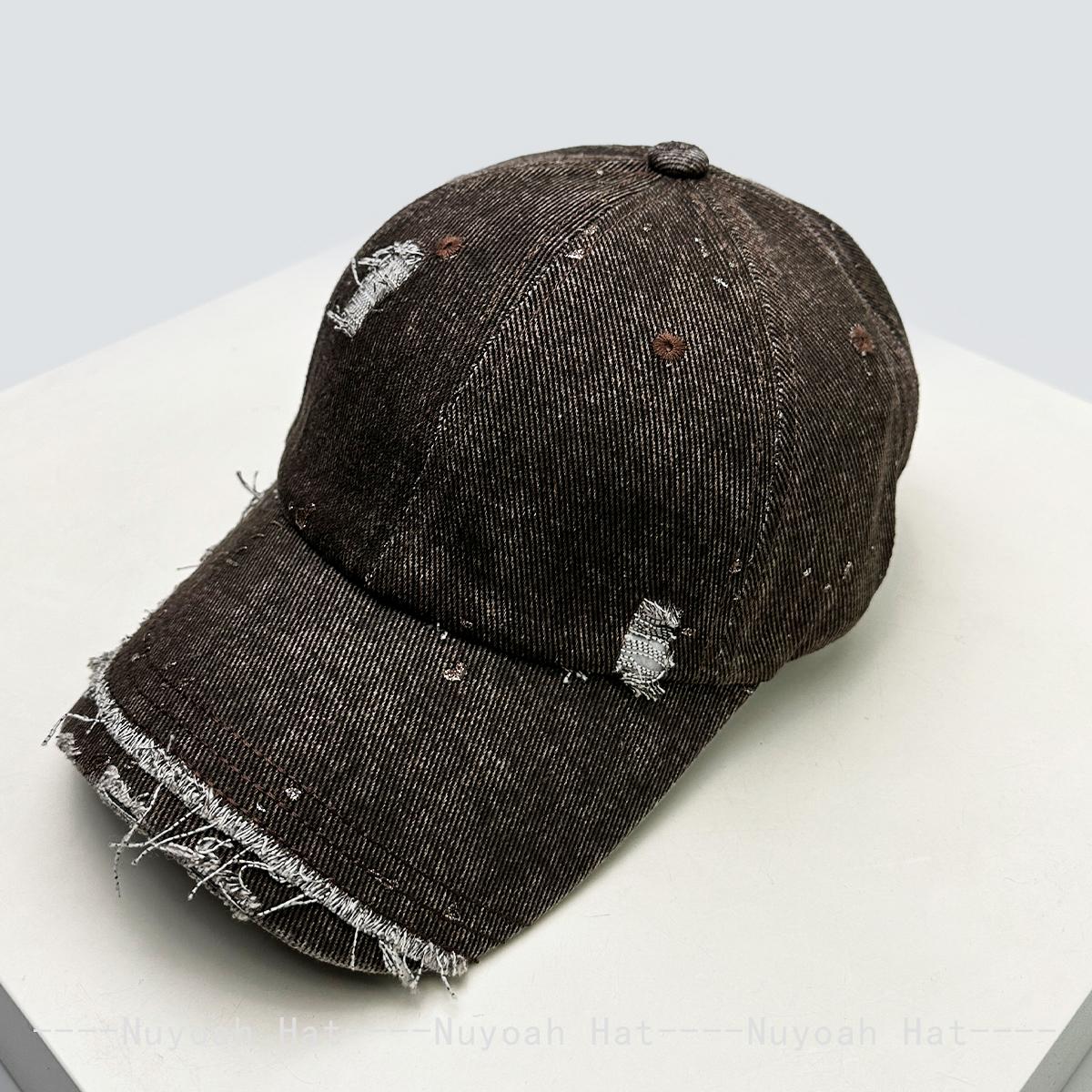 New Men Women Broken Style Solid Distress Baseball Hats Sunshade Personal Versatile Gold Stamping Peaked Caps Ins Fashion Street 52-60cm
New Men Women Broken Style Solid Distress Baseball Hats Sunshade Personal Versatile Gold Stamping Peaked Caps Ins Fashion Street 52-60cm