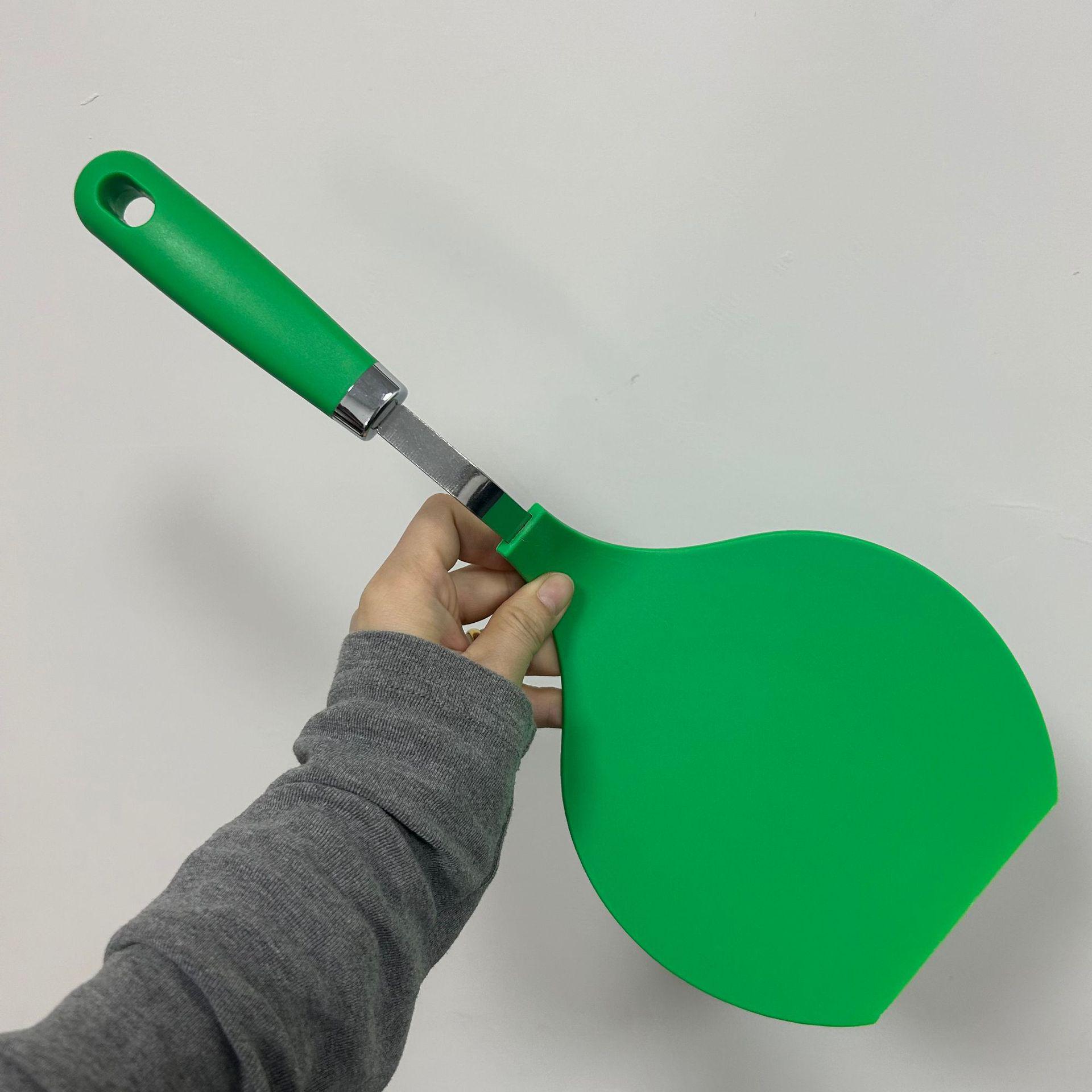 Нейлоновая антипригарная лопатка для переворачивания блинов для электрической блинницы и жарки яиц
Нейлоновая антипригарная лопатка для переворачивания блинов для электрической блинницы и жарки яиц