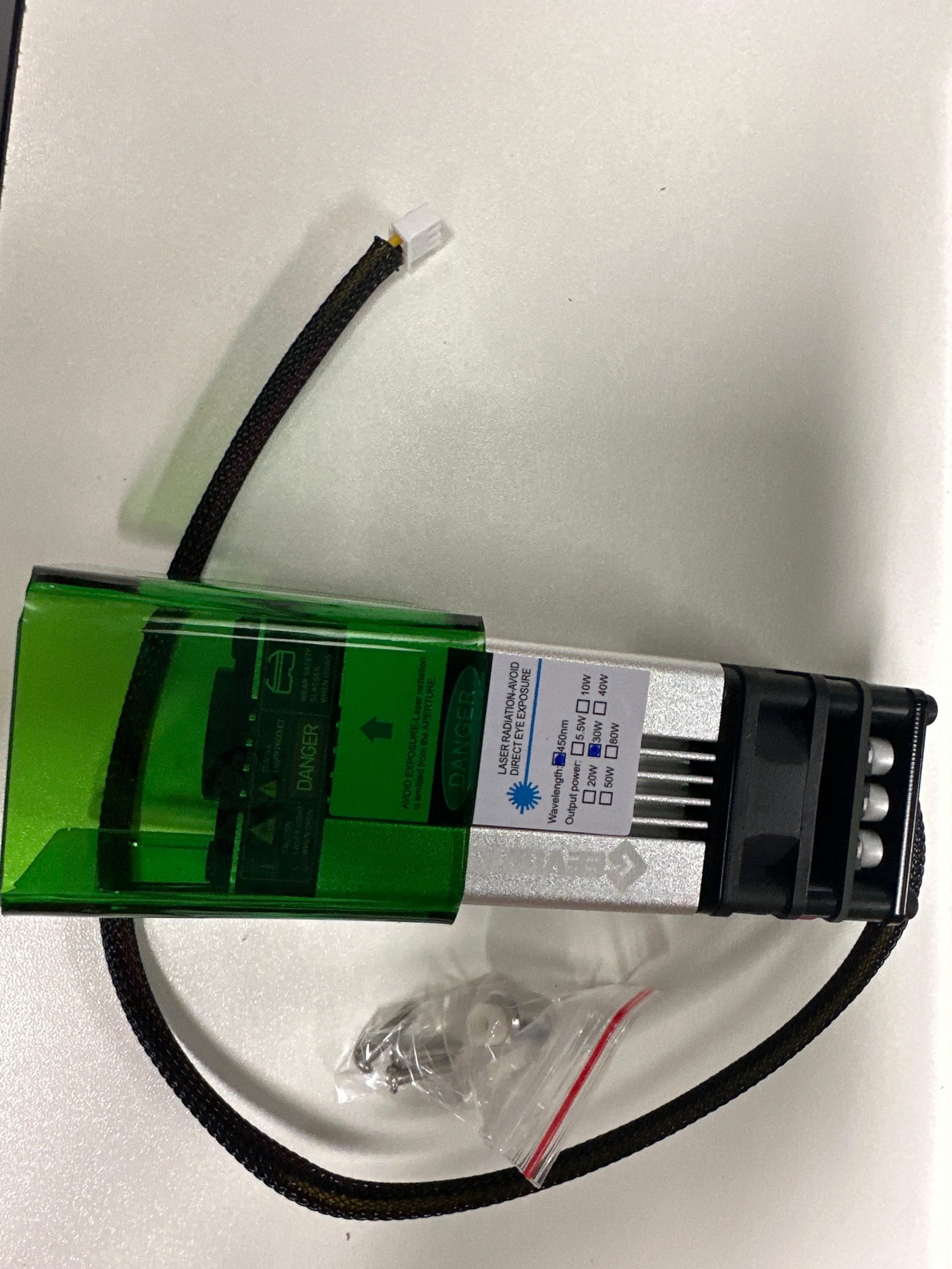 Лазерний модуль Geevorks 450 нм 10 Вт із захисною кришкою, головкою для лазерного гравірування з регульованою фокусною відстанню срібний
Лазерний модуль Geevorks 450 нм 10 Вт із захисною кришкою, головкою для лазерного гравірування з регульованою фокусною відстанню срібний