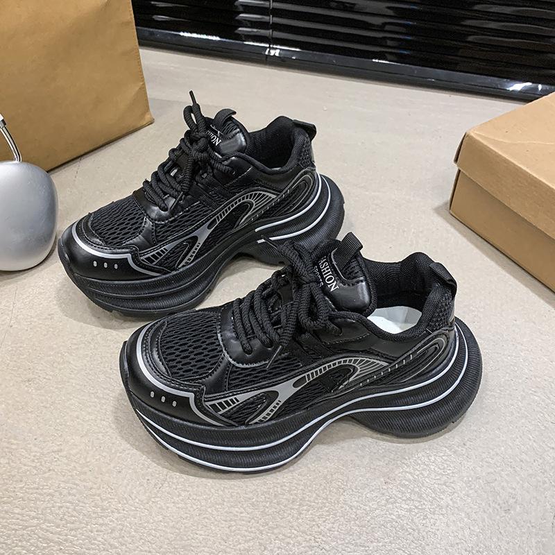 Silver muffin dad shoes women s feet are small 2025 new spring and autumn new thick-soled height-increasing versatile casual sports shoes 40 чорний
Silver muffin dad shoes women s feet are small 2025 new spring and autumn new thick-soled height-increasing versatile casual sports shoes 40 чорний