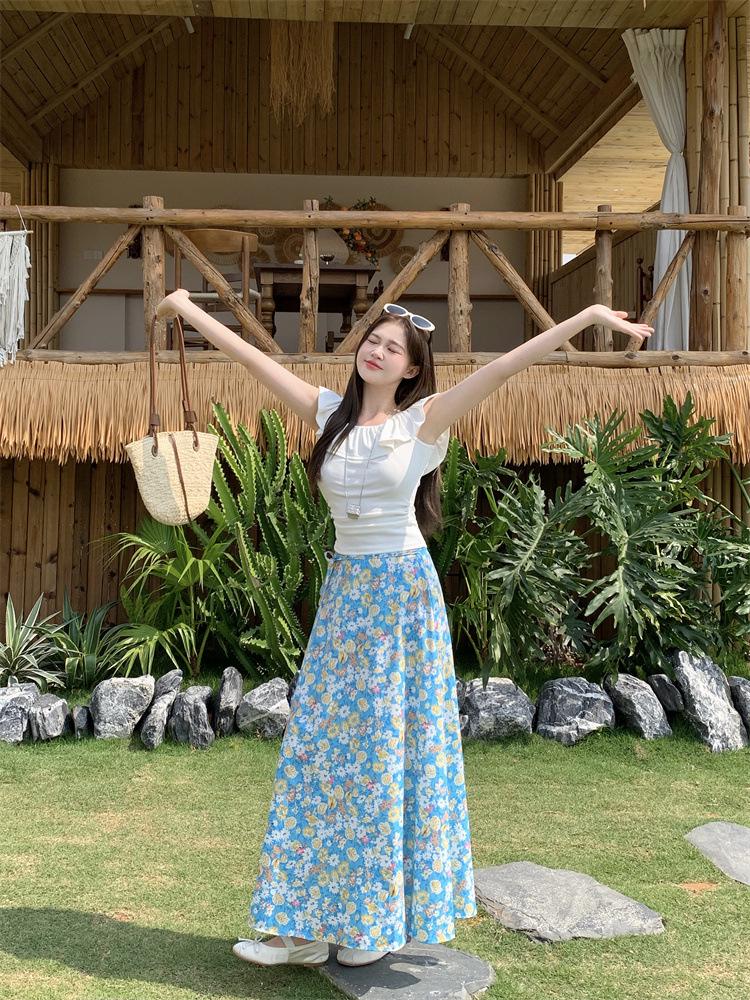 Plus Size Ruffle One-Shoulder Top & Floral Print Skirt Set - Women s Summer Vacation Style M
Plus Size Ruffle One-Shoulder Top & Floral Print Skirt Set - Women s Summer Vacation Style M