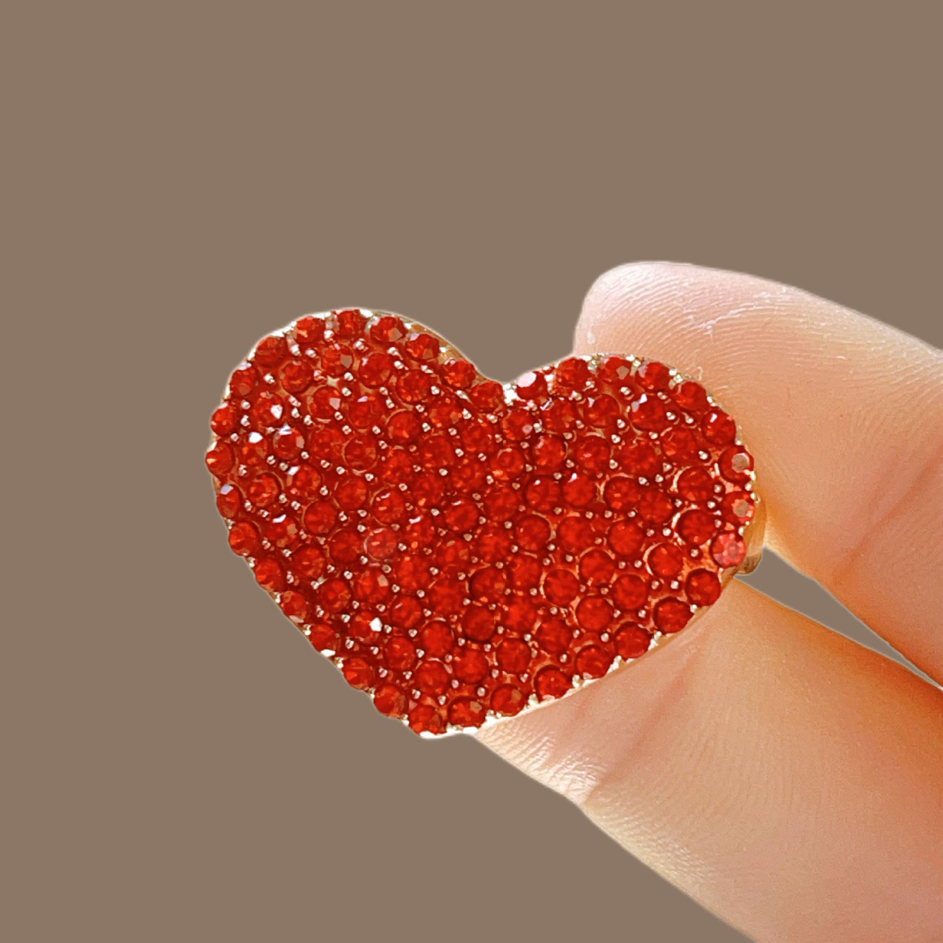 Red Diamond Heart Luxury Women s Lapel Pin & Brooch Accessory
Red Diamond Heart Luxury Women s Lapel Pin & Brooch Accessory