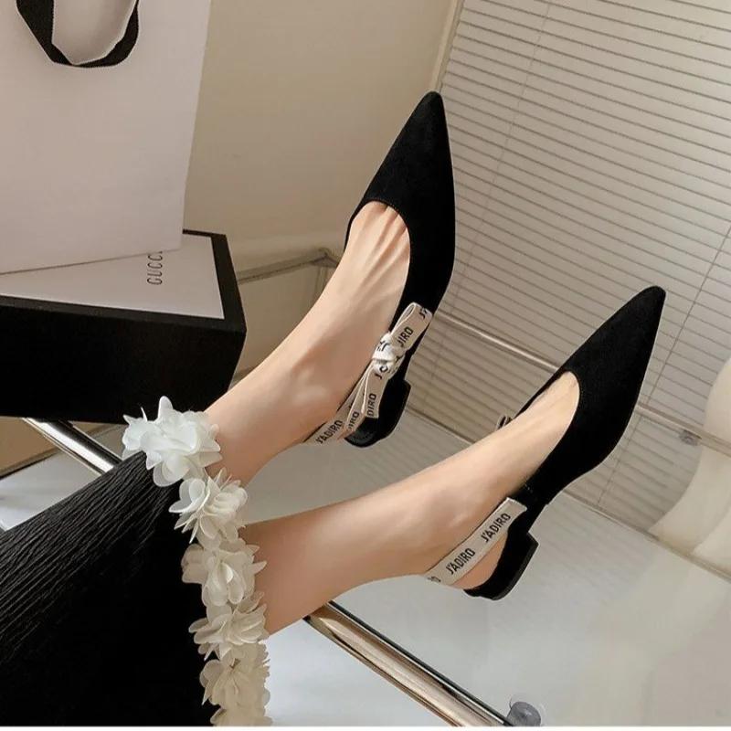 2025 Новые модные сандалии на высоком каблуке с острым носком и пряжкой, однотонные, для женщин, весна и лето. Роскошная обувь 35 чёрный
2025 Новые модные сандалии на высоком каблуке с острым носком и пряжкой, однотонные, для женщин, весна и лето. Роскошная обувь 35 чёрный