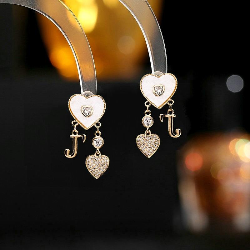 Серьги-гвоздики из серебра 925 пробы с иглами, свежий темперамент, инкрустированные цирконами, модный дизайн, чувство, любовное письмо, красные сердечки, серьги-гвоздики J золотой
Серьги-гвоздики из серебра 925 пробы с иглами, свежий темперамент, инкрустированные цирконами, модный дизайн, чувство, любовное письмо, красные сердечки, серьги-гвоздики J золотой