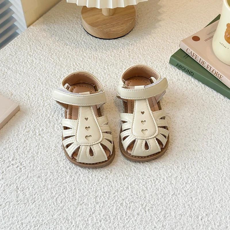 Oulylan Summer Lightweight Soft Sole Sandals Children Hollow Out Princess Shoes Girls Breathable Solid Color Hook&Loop Sandals 24
Oulylan Summer Lightweight Soft Sole Sandals Children Hollow Out Princess Shoes Girls Breathable Solid Color Hook&Loop Sandals 24