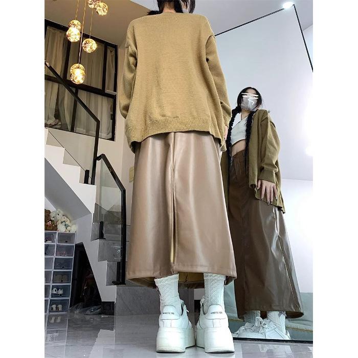 Retro pu leather skirt skirt women s large size fat mm autumn and winter new hip skirt high waist and thin meat-covering split skirt 5XL
Retro pu leather skirt skirt women s large size fat mm autumn and winter new hip skirt high waist and thin meat-covering split skirt 5XL
