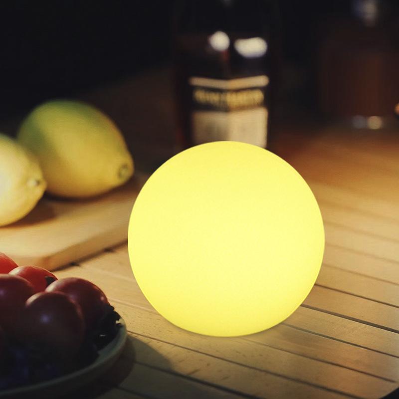 Специальный уличный светодиодный садовый шар, настольная лампа, бар, ресторан, кафе, настольное украшение для атмосферы, водонепроницаемый атмосферный свет 12CM
Специальный уличный светодиодный садовый шар, настольная лампа, бар, ресторан, кафе, настольное украшение для атмосферы, водонепроницаемый атмосферный свет 12CM