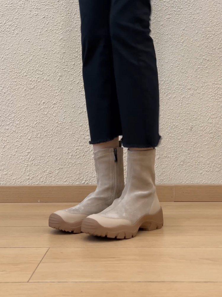 Sports wind thick bottom comfortable round head elastic thin boots versatile side zipper short boots women 40
Sports wind thick bottom comfortable round head elastic thin boots versatile side zipper short boots women 40