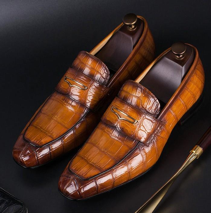 Manufacturer s new retro square head snakeskin casual leather shoes men s shoes large size 38-48 independent station wish source 38 коричневий
Manufacturer s new retro square head snakeskin casual leather shoes men s shoes large size 38-48 independent station wish source 38 коричневий