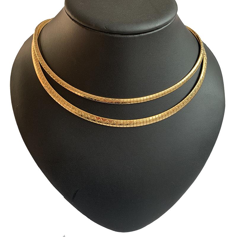 Women Choker Stainless Steel Cute Zircon Necklace Gold Color Wavy Grain Sand Surface Collar Link Chain New Style For Girl 4mm45CM золотий
Women Choker Stainless Steel Cute Zircon Necklace Gold Color Wavy Grain Sand Surface Collar Link Chain New Style For Girl 4mm45CM золотий