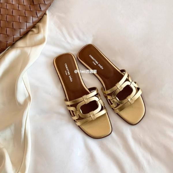 Sheepskin version~ Shoes one-word casual beach flat-bottomed slippers women s sandals outside summer wear 34
Sheepskin version~ Shoes one-word casual beach flat-bottomed slippers women s sandals outside summer wear 34